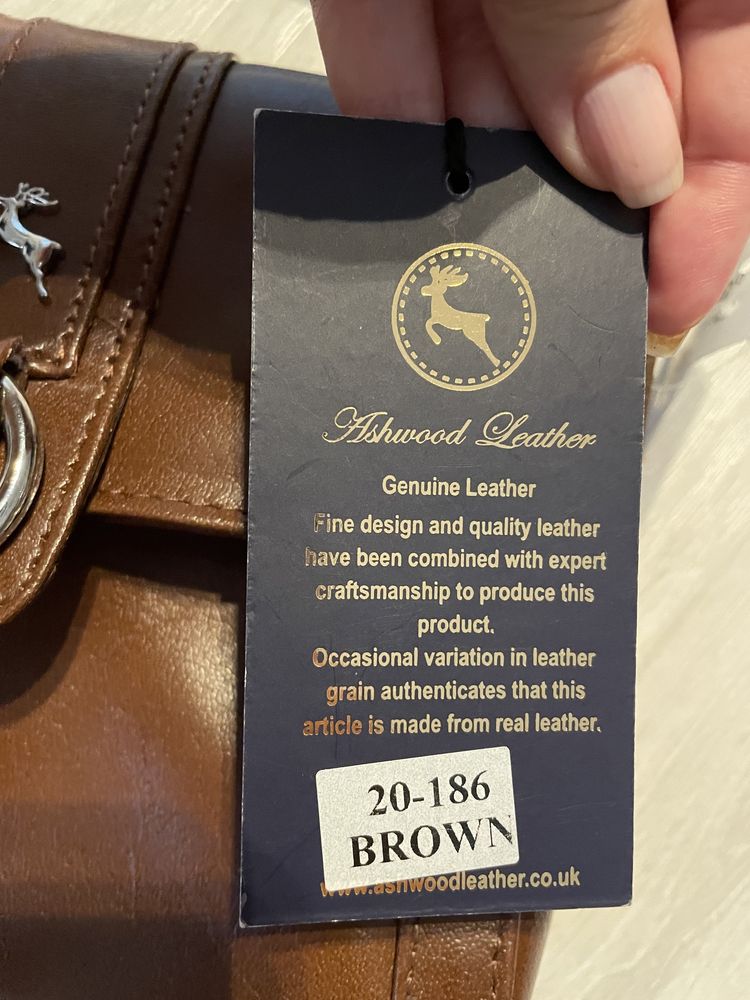 Geanta / poseta Ashwood Leather piele naturala livrare gratuita