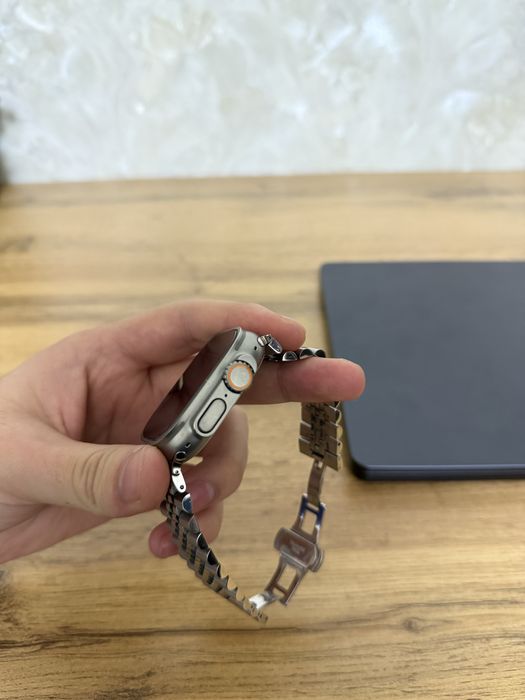 Apple watch/ iwatch ultra 2 sotiladi pachti yangide 100$ oshu remeshok