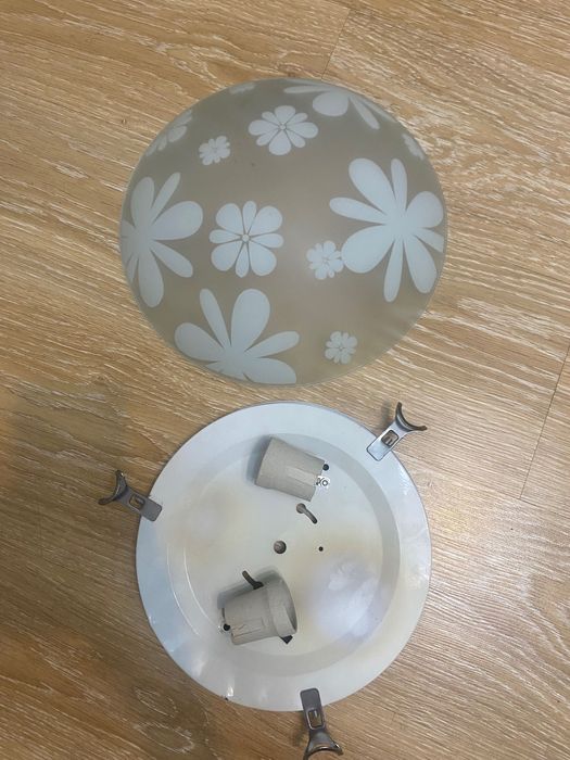 Смеситель в ванну и на кухню, на запчасти; Замок дверной на запчасти