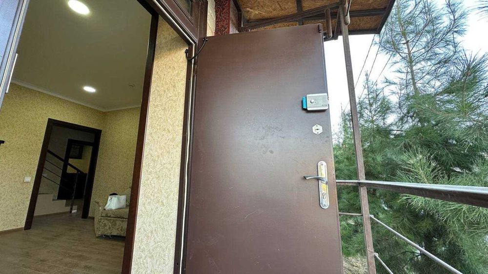 186 кв.м Офис с мебелью 5 кабинетов 13 у.е