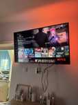Televizor philips 109 cm cu ambilight 4K