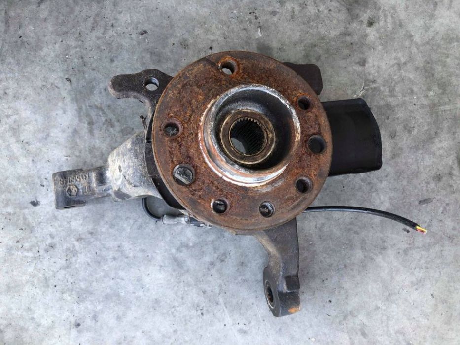 fuzeta dreapta fata 1.7 cdti opel astra h 2004-2014