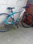 Vând bicicleta fara defecte