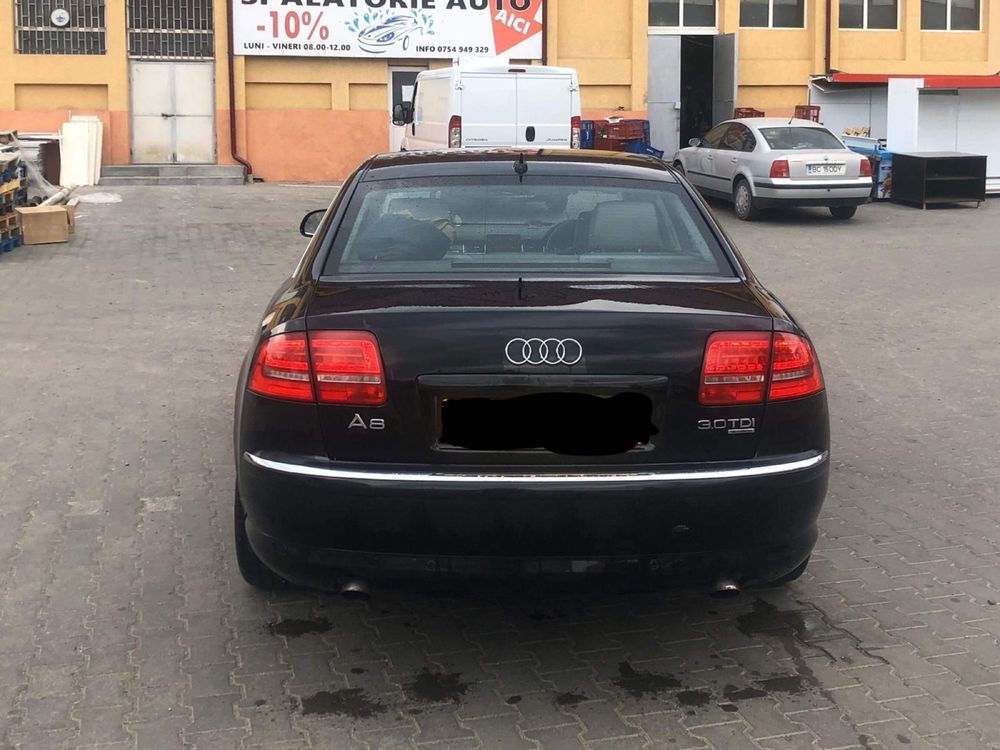 Dezmembrez Audi A8 D3 de la 2002 la 2010