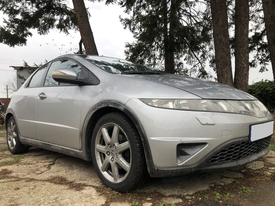 Dezmembrez Honda Civic 2.2 C-DTI 2008