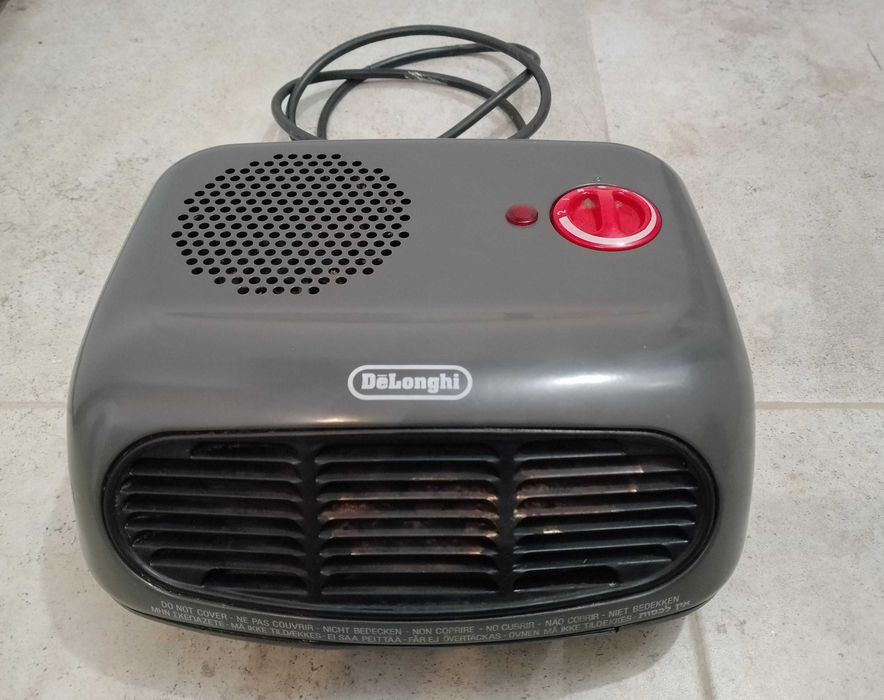 Вентилаторна печка DeLonghi