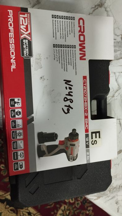 Шуруповерт на аккумуляторе