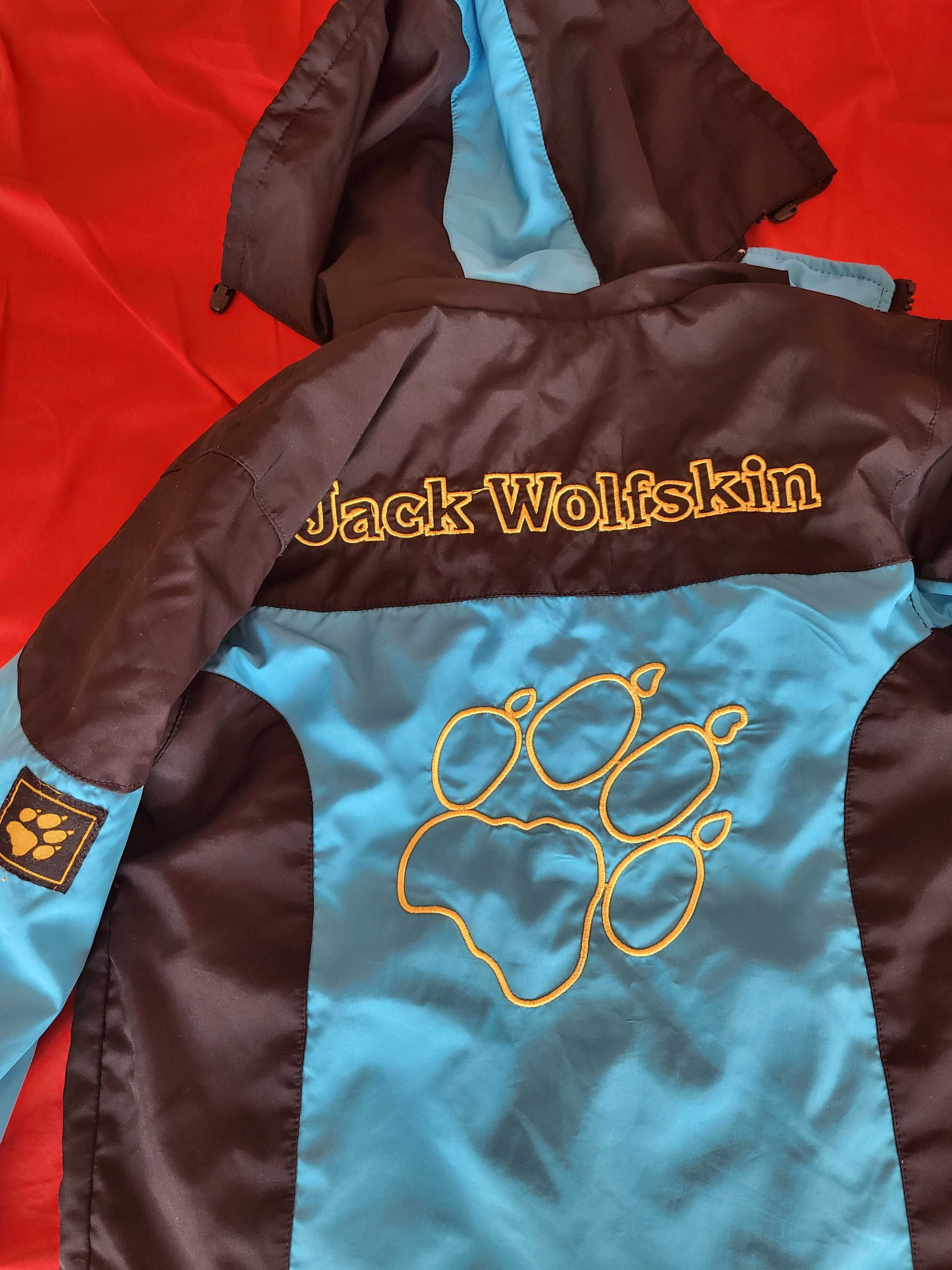Детско яке Jack Wolfskin 116 ново
