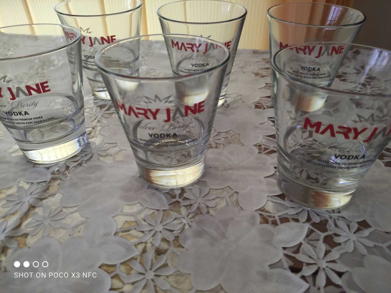 Стъклени чаши за водка и безалкохолно-6бр.-20лв.