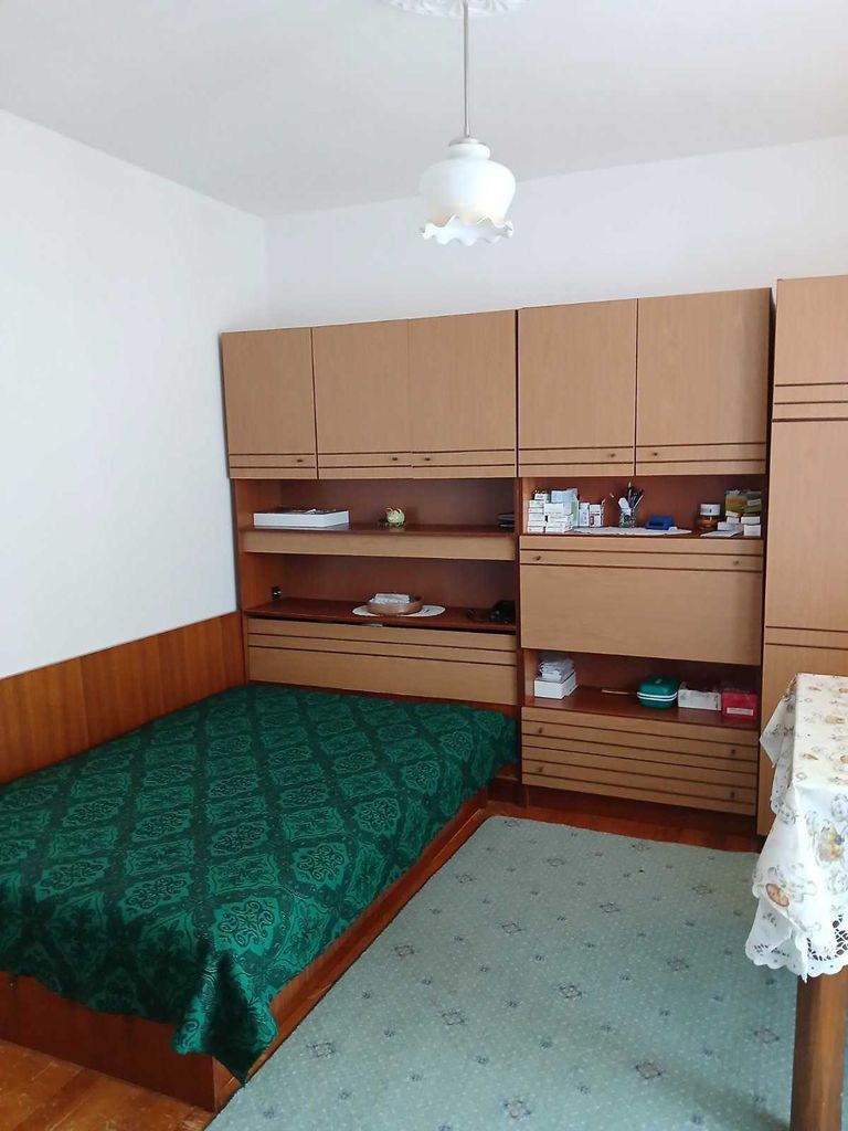 Продава се Многостаен апартамент в Разград, Варош - 137 кв.м за 1497 €/кв.м - Снимка #9