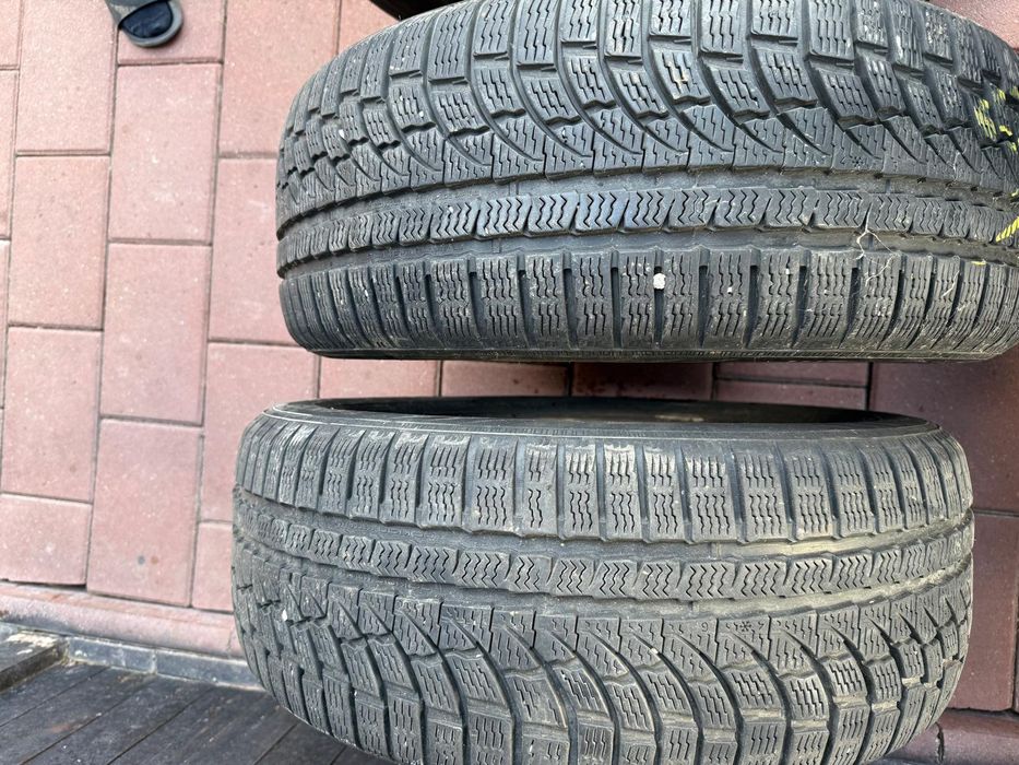 Vând cauciucuri 225 55 17