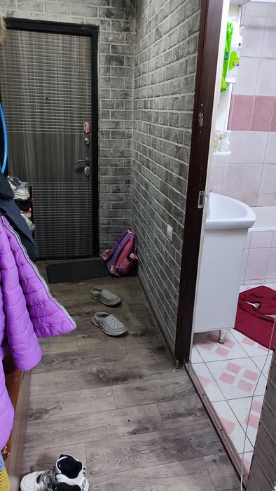 Квартира 3 комнаты 11 мкр. Ориентир кафе мизам