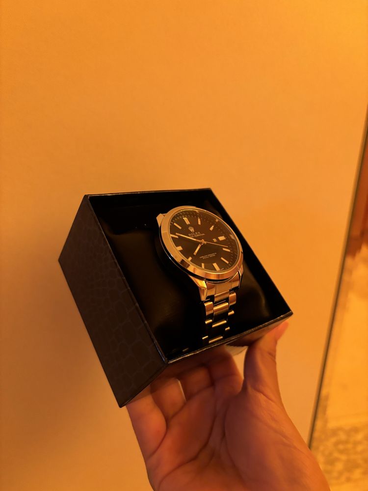 Часы (ROLEX)  новый