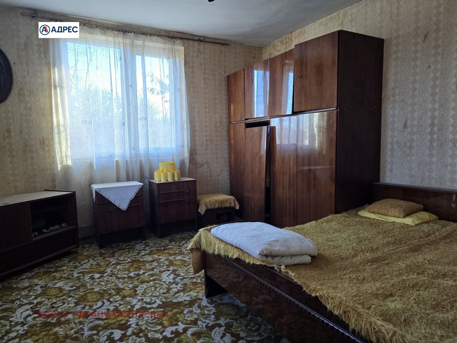 Къща в Плевен, област-гр.Тръстеник площ 100 цена 20000