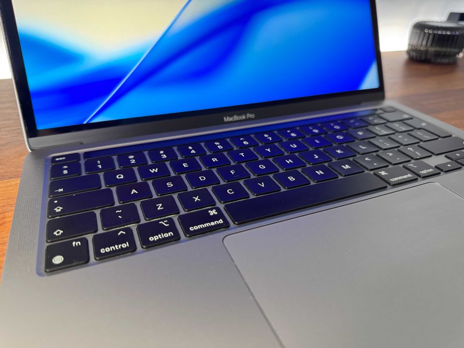 Macbook Pro 13", M1, 16GB RAM, 512GB SSD