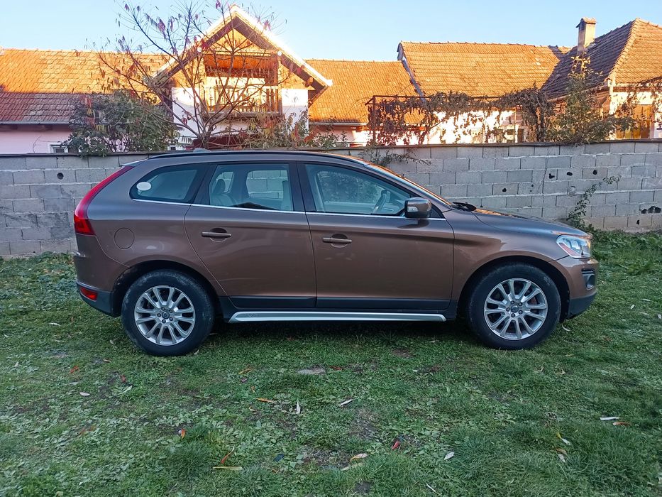 Volvo XC60 2.4d 4x4 163 cp manual