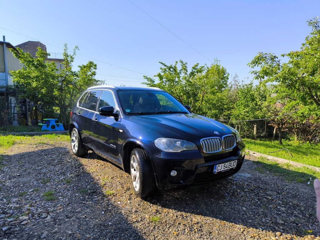 Vand x5 3L 4.0d 306 cai  AN:2012. 7 LOCURI