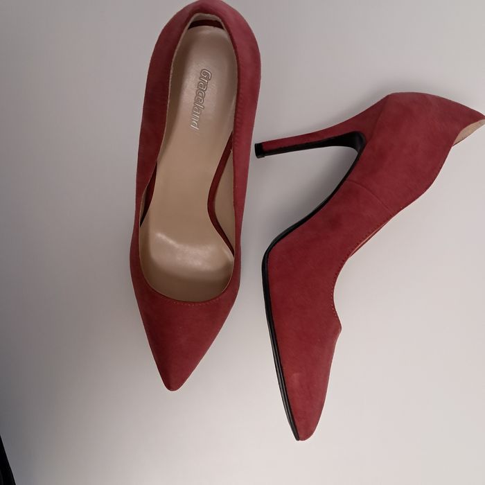 Обувки 38 номер , нови