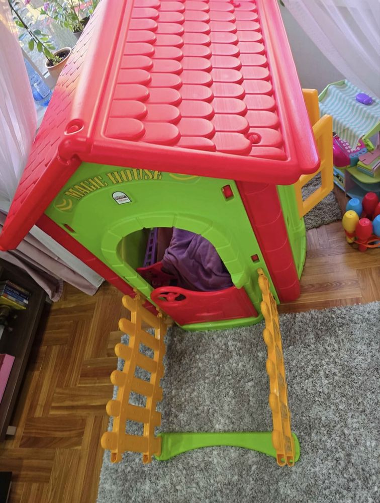 Casute de plastic de copii