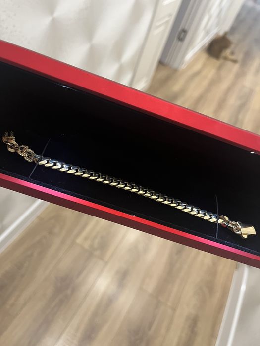 браслет золтое новое.