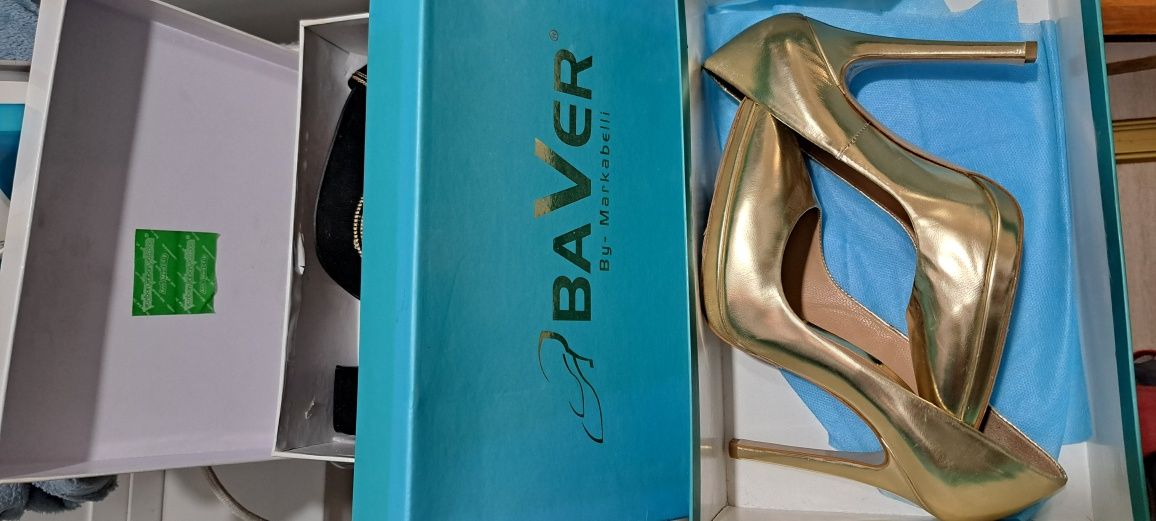 Срочно! Туфли Baver, натуральная кожа, 2 пары, торг!!!