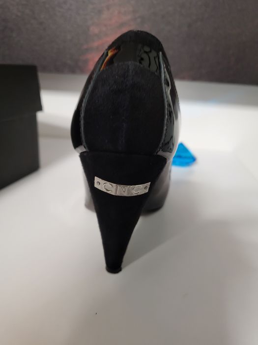 Pantof elegant cu toc