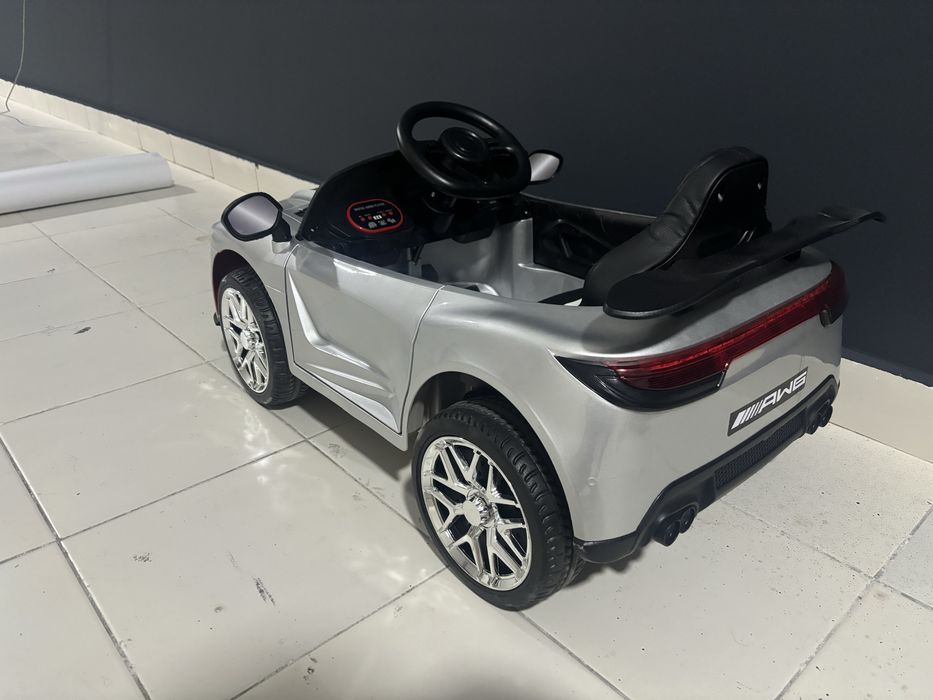 Детская машинка.