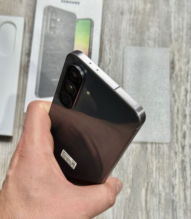 Samsung Galaxy A56 5G 256 GB 8 GB Ram Dual Sim Като Нов