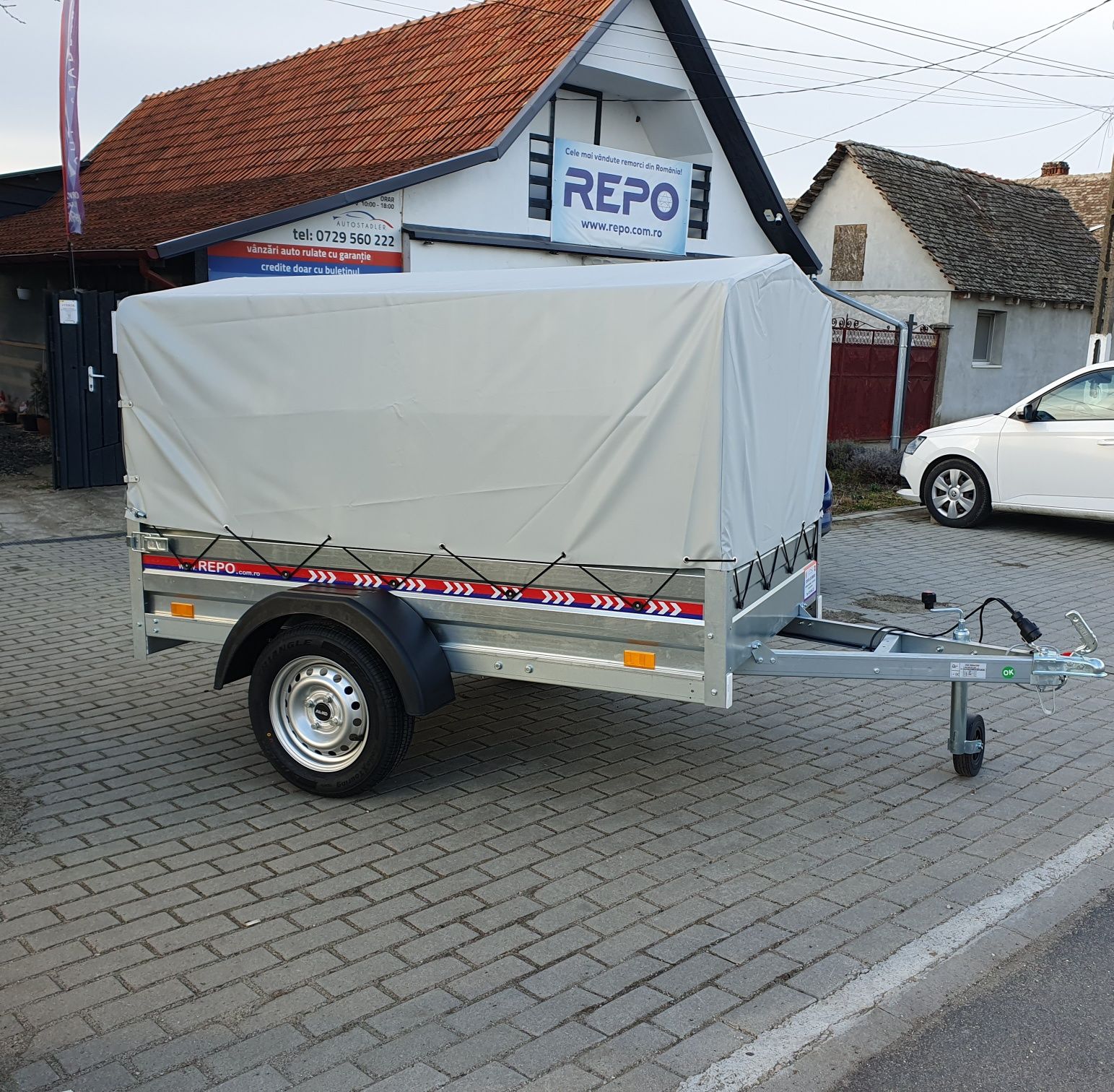 Remorca Repo RRS cu prelata 2,05mx1,15m 750kg