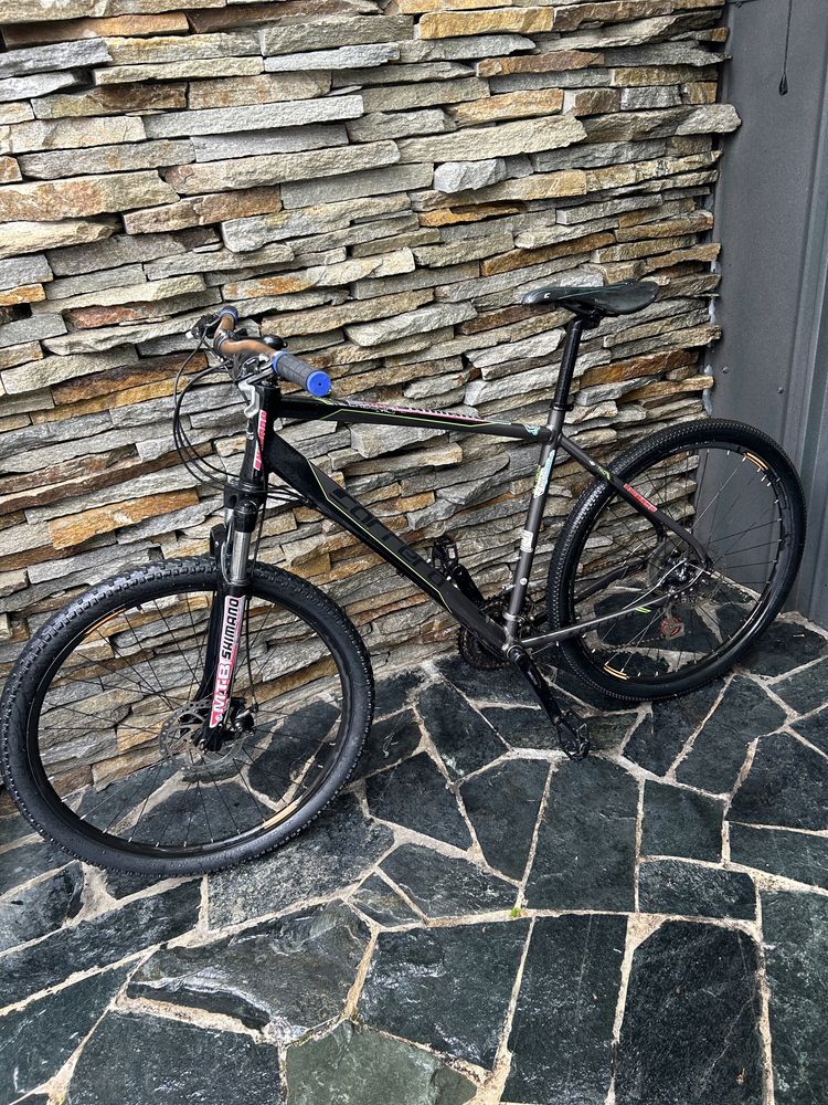 Велосипед 27,5 цола Carrera