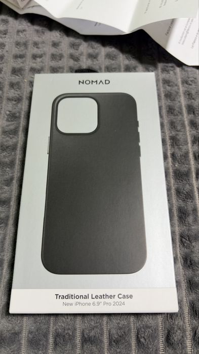 Husa piele nomad 16 pro max