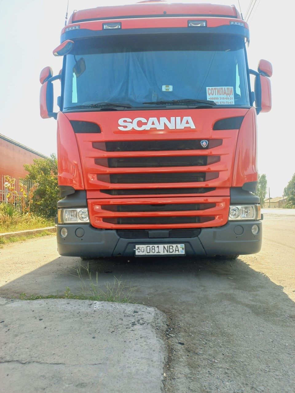 SCANIA паравоз + прицеп cотилади