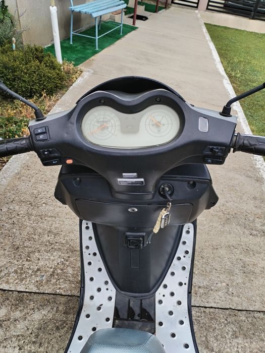 Vând scuter first bike champion 50 cc