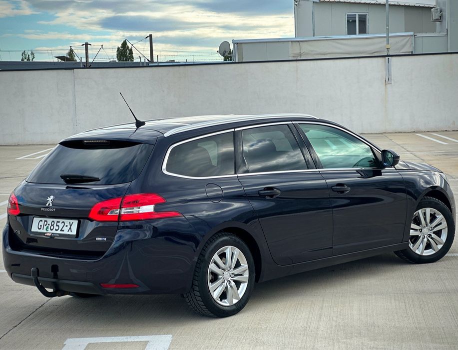 Peugeot 308 SW 1.6 BlueHdi 120Cp 2016 Panoramic Interior Sport