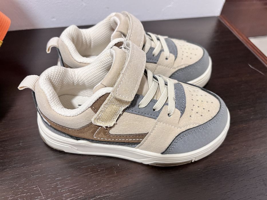 Дескти сникърси момче 26 номер