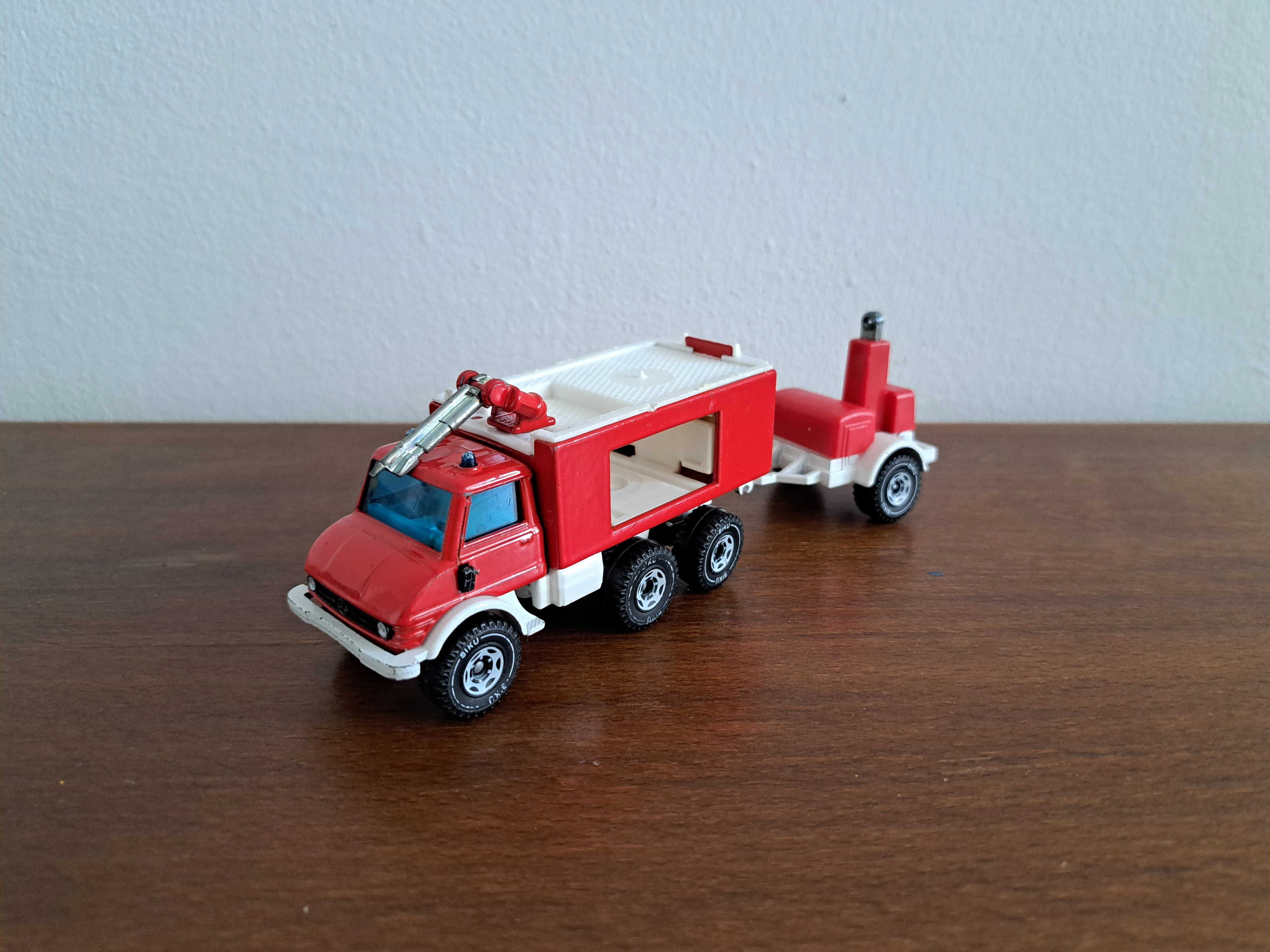 SIKU camioane de pompieri, scara 1:50 Mercedes, Unimog, Faun
