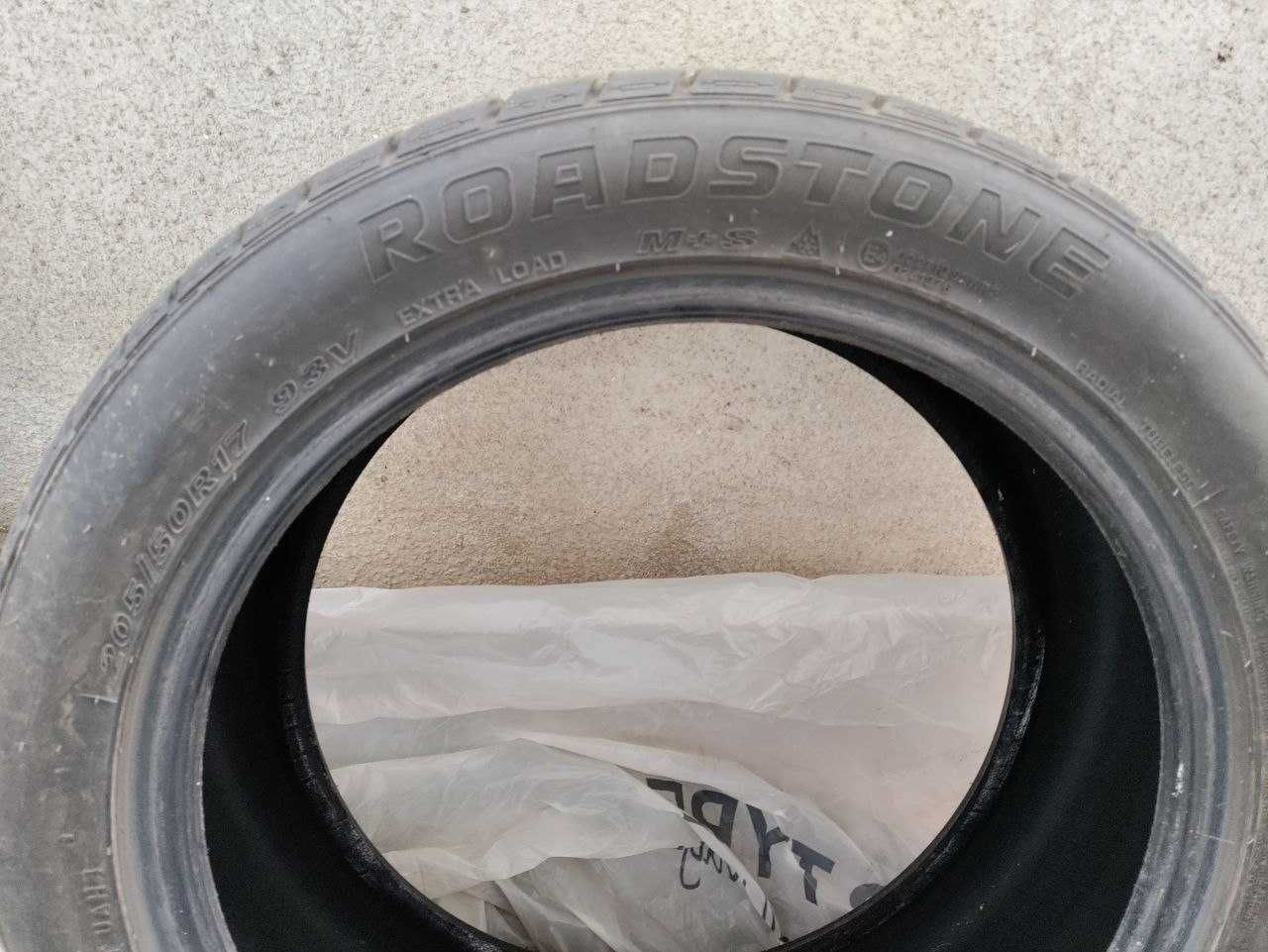 Зимни гуми Roadstone