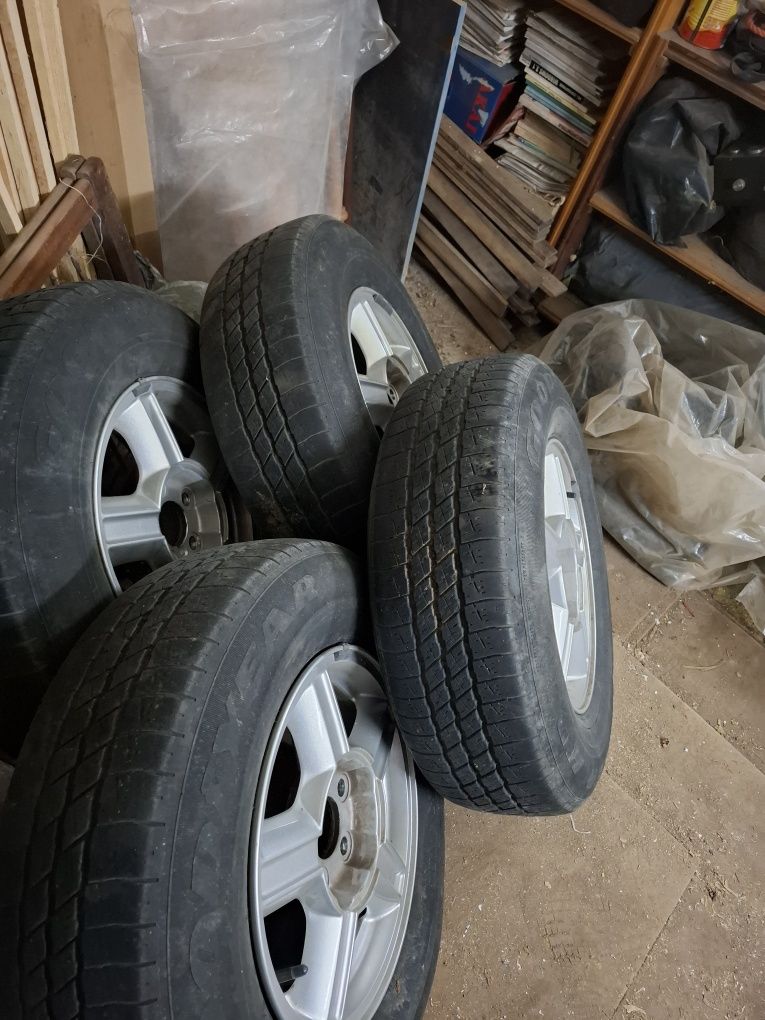 4 бр. Алуминиеви джанти 15'' + гуми GoodYear Wrangler HP 225/70 R15
