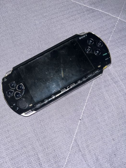 PSP 1000 с зарядкой