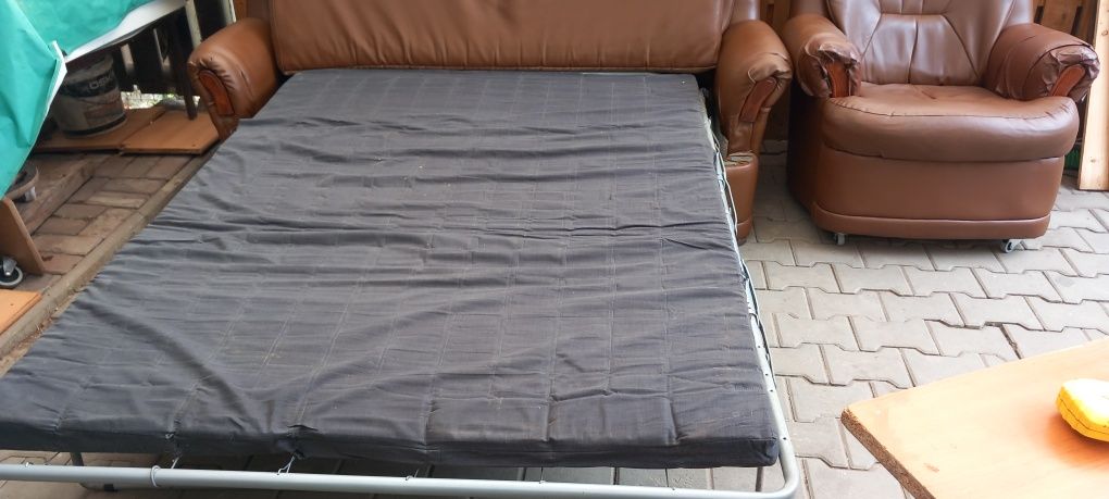 Vind canapea extensibila3 locuri  și fotoliu fix