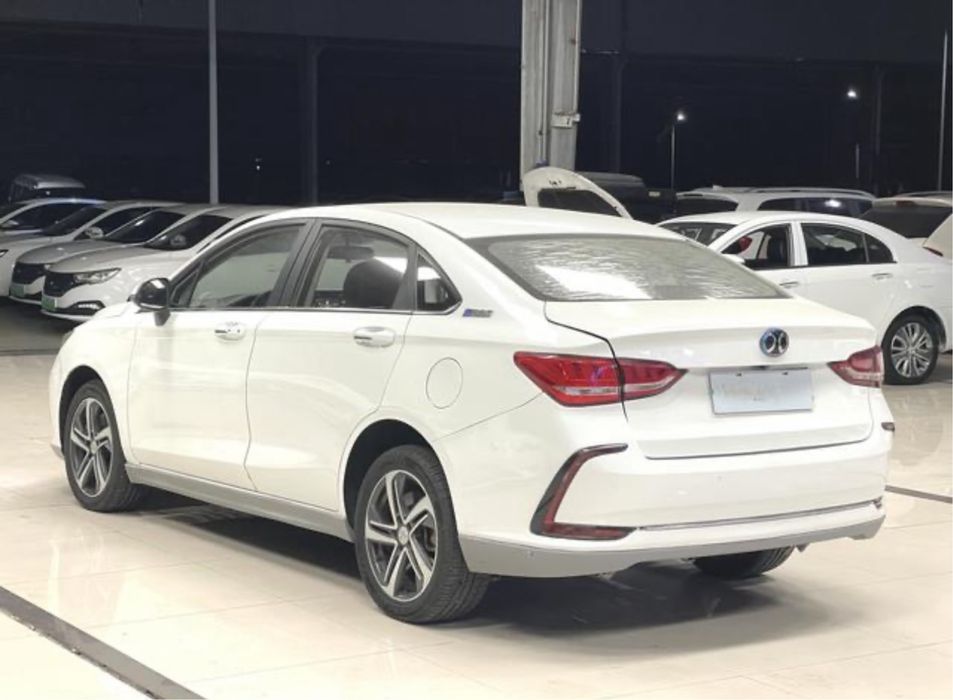 baic beijing eu5 oldi orqa kalodka sharavoy bor