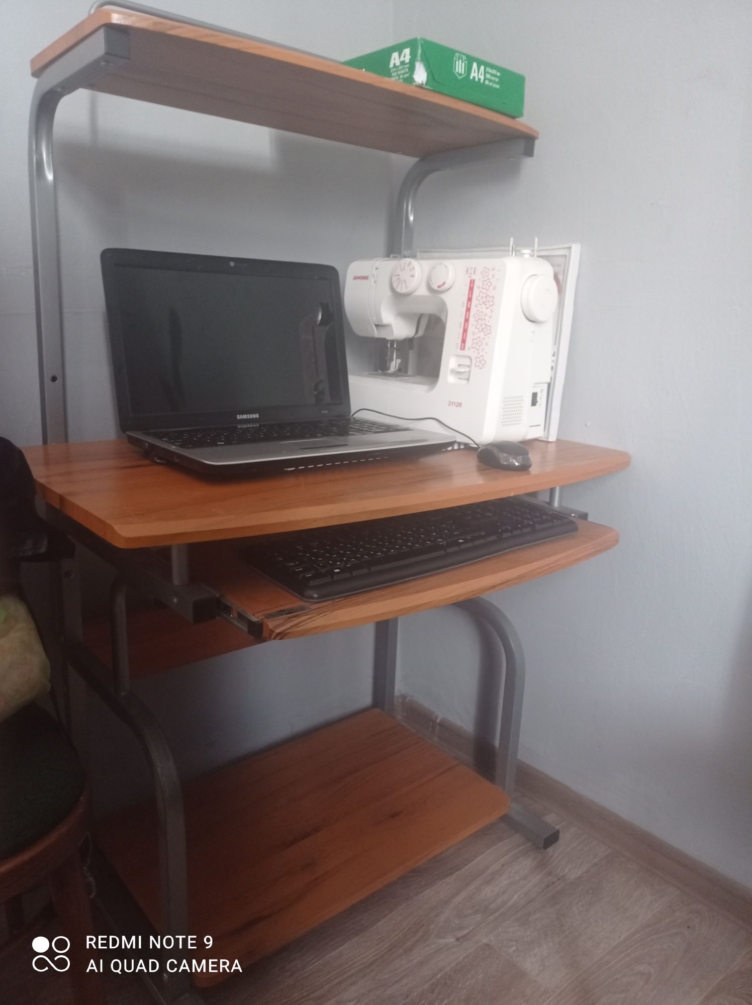 Продается стол для компьютера