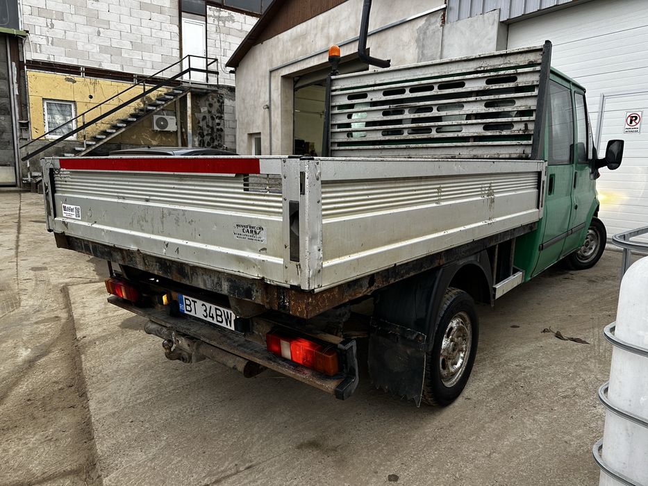 Ford Transit cabina dubla doka 6 locuri