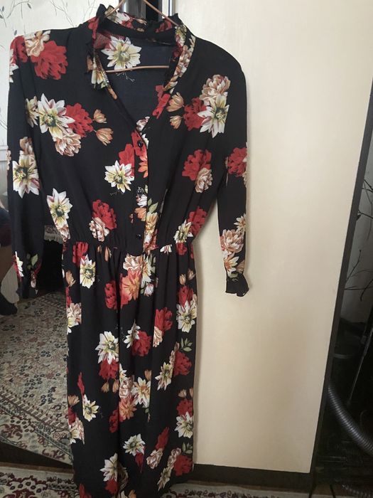 Платье женское