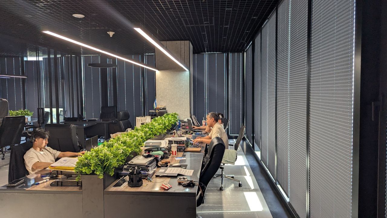 Аренда офис  Nest One, 18 етаж, 121кв. Евроремонт с мебел и техника