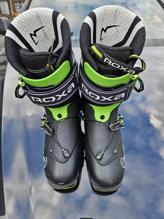 Skiuri de tura Volkl