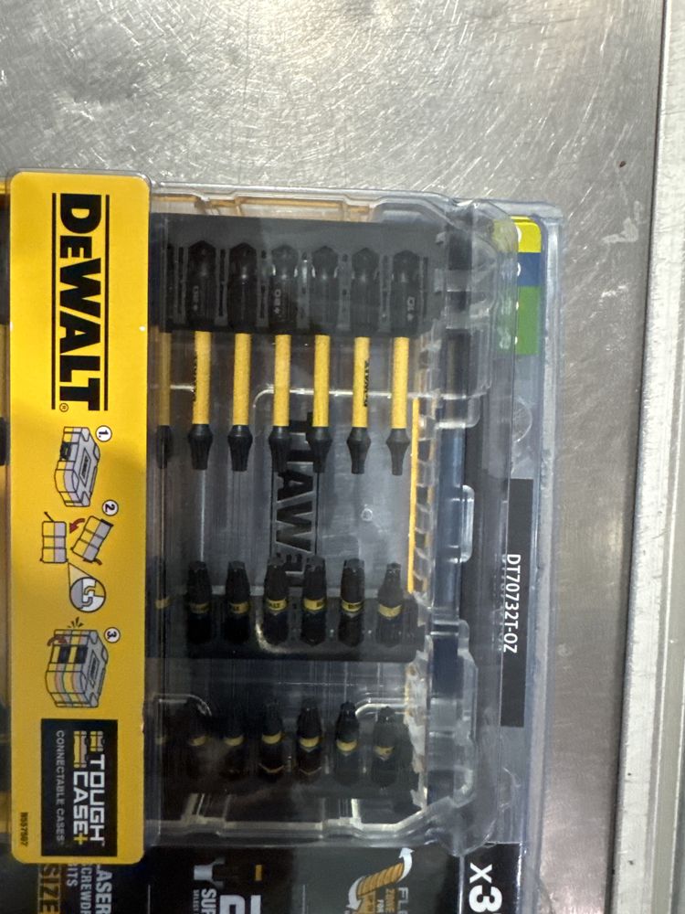 DeWALT набор бит DT70732T-QZ 37 шт