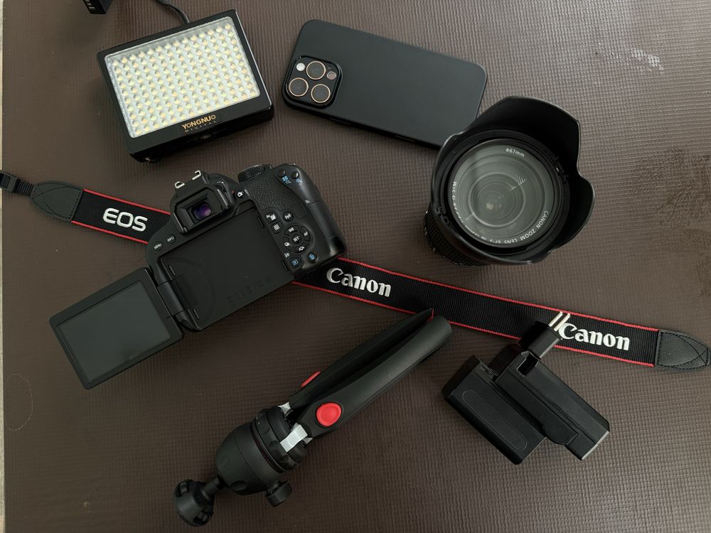 Canon eos 800d sotiladi 18-135 obyektivi bilan