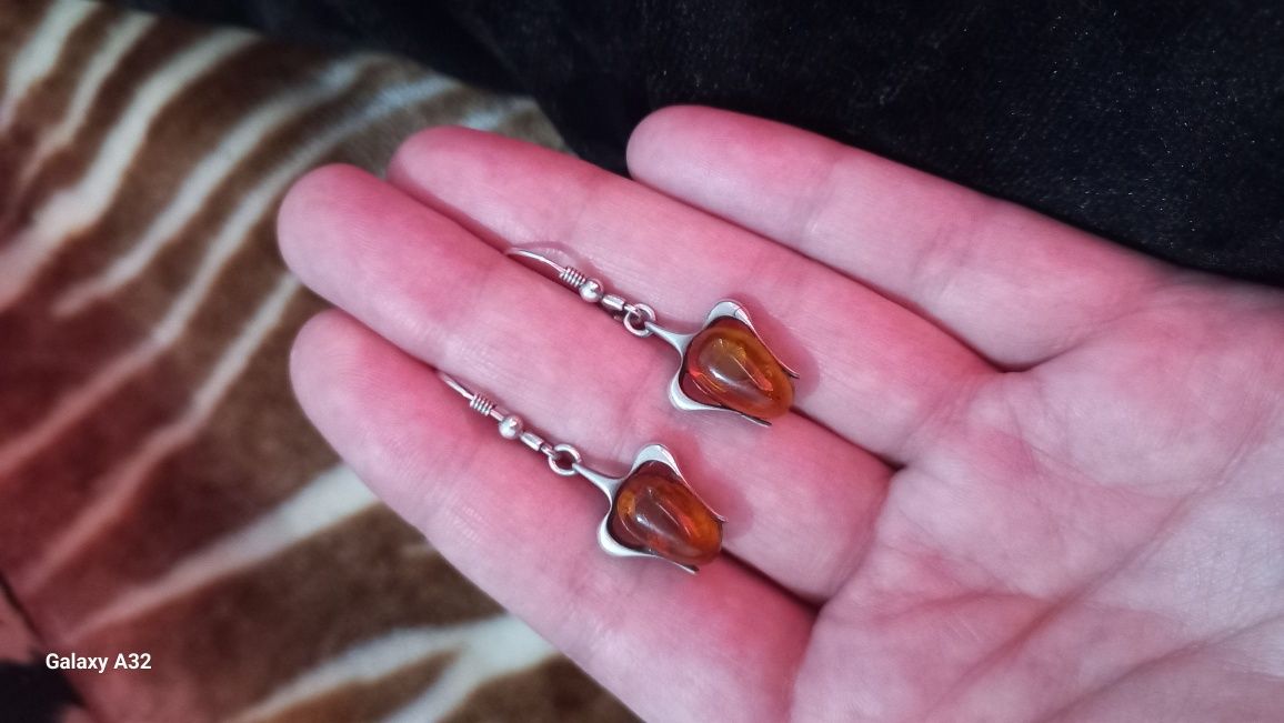 Серебрянные Сережки с янтарином, проба 925