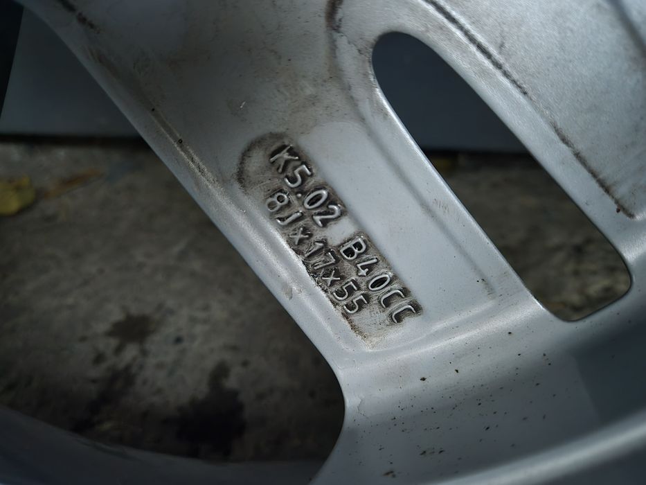 Jante aliaj volvo v60 pe 17 cu anvelope 235/45/17